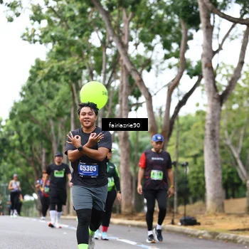 Runner Photo 5412689