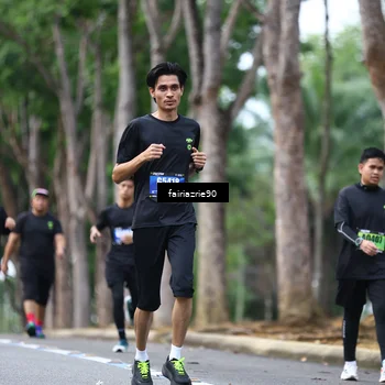 Runner Photo 5412893