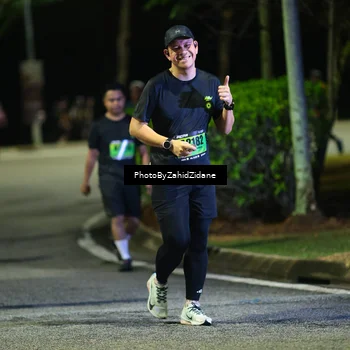 Runner Photo 5413004