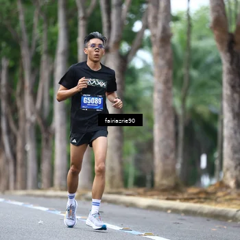 Runner Photo 5413018