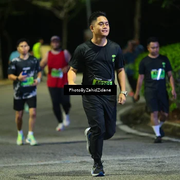 Runner Photo 5413030