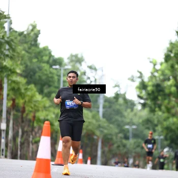 Runner Photo 5413142
