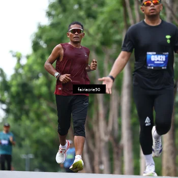 Runner Photo 5413884