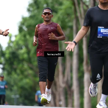 Runner Photo 5413944