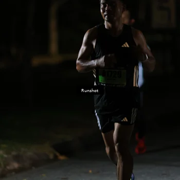 Runner Photo 5414069