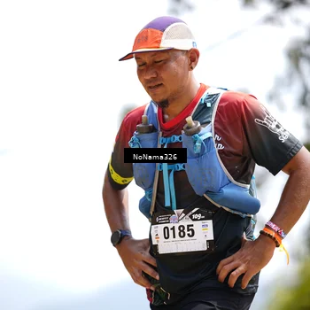 Runner Photo 5414399
