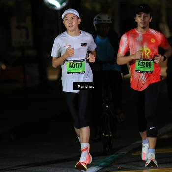 Runner Photo 5415067