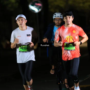 Runner Photo 5415069