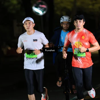 Runner Photo 5415070
