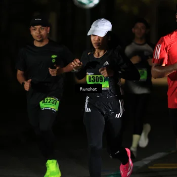 Runner Photo 5415705