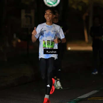 Runner Photo 5415777
