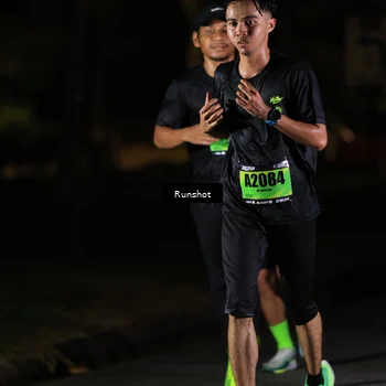 Runner Photo 5416003