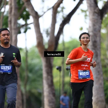 Runner Photo 5418004