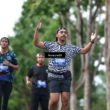 Runner Photo 5418680