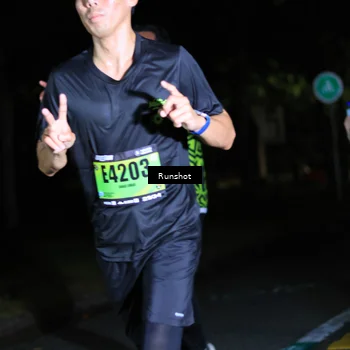 Runner Photo 5420070