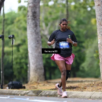 Runner Photo 5420100