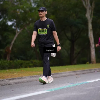 Runner Photo 5423003