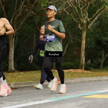 Runner Photo 5423263