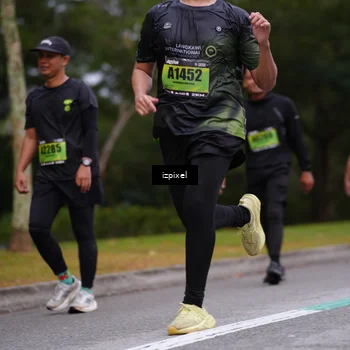 Runner Photo 5423557