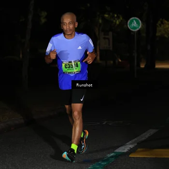 Runner Photo 5424000