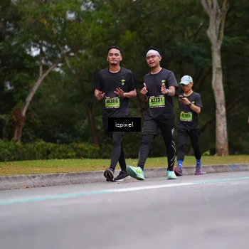 Runner Photo 5424123