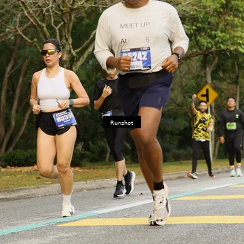 Runner Photo 5424317