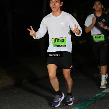 Runner Photo 5424405