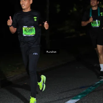 Runner Photo 5424531