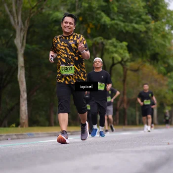 Runner Photo 5424814