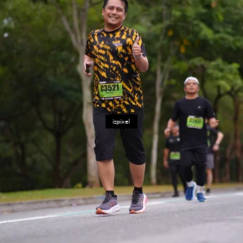 Runner Photo 5424903