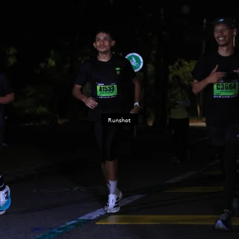 Runner Photo 5424915