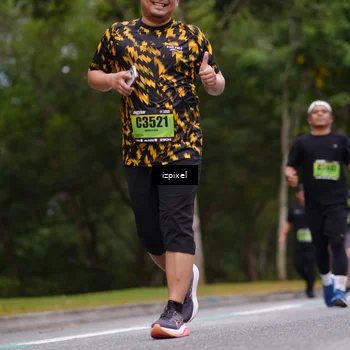 Runner Photo 5424948