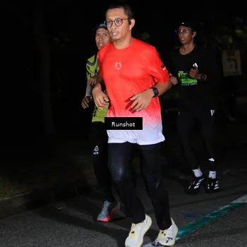 Runner Photo 5425069