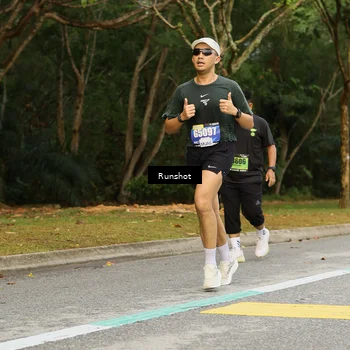 Runner Photo 5425494