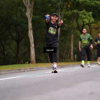 Runner Photo 5426000