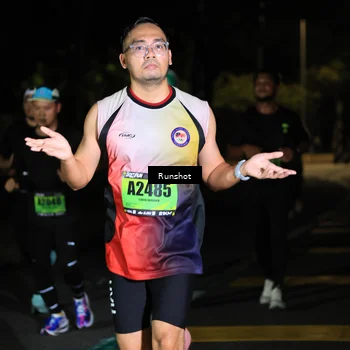 Runner Photo 5426003