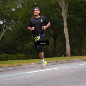 Runner Photo 5426255