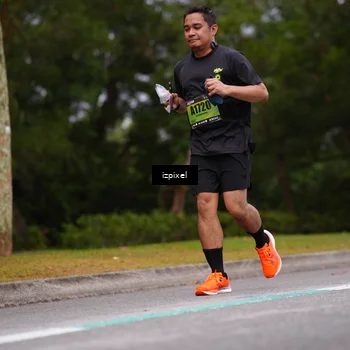 Runner Photo 5426526