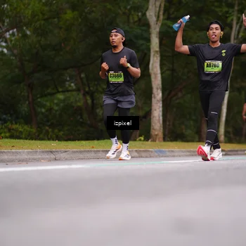 Runner Photo 5426550