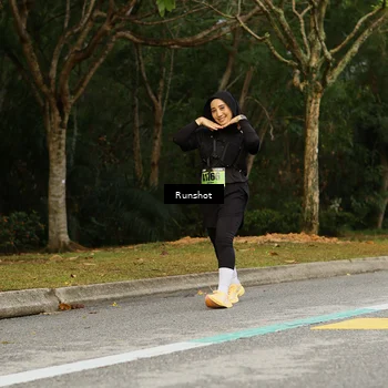 Runner Photo 5426578
