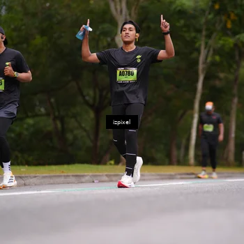 Runner Photo 5426593