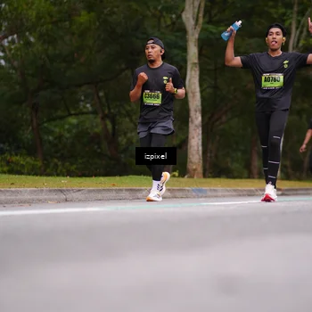 Runner Photo 5426616