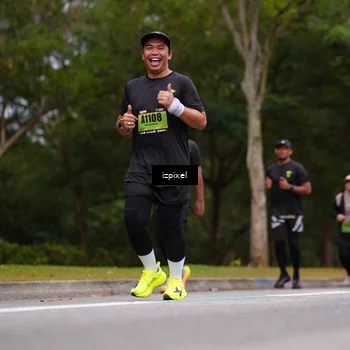 Runner Photo 5426674