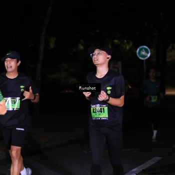 Runner Photo 5426684