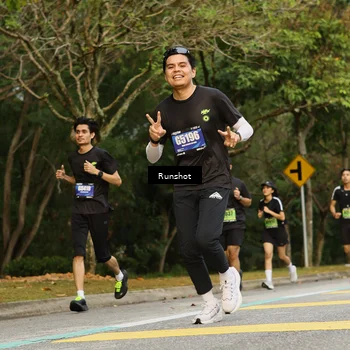 Runner Photo 5426699
