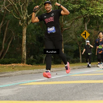 Runner Photo 5426913