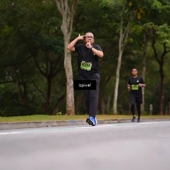 Runner Photo 5426919