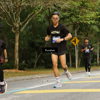 Runner Photo 5427188