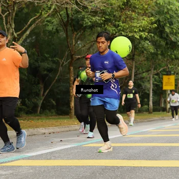 Runner Photo 5427312