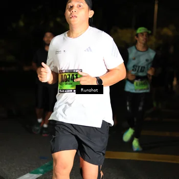 Runner Photo 5427328